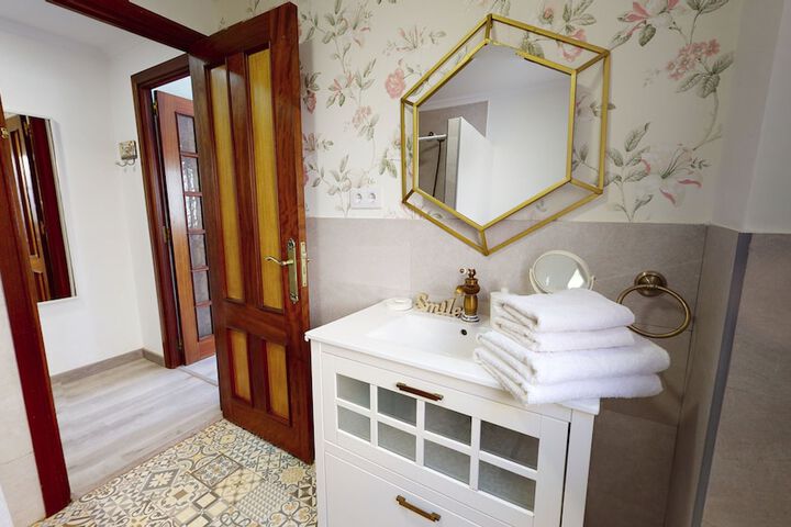 Room 95 of 135