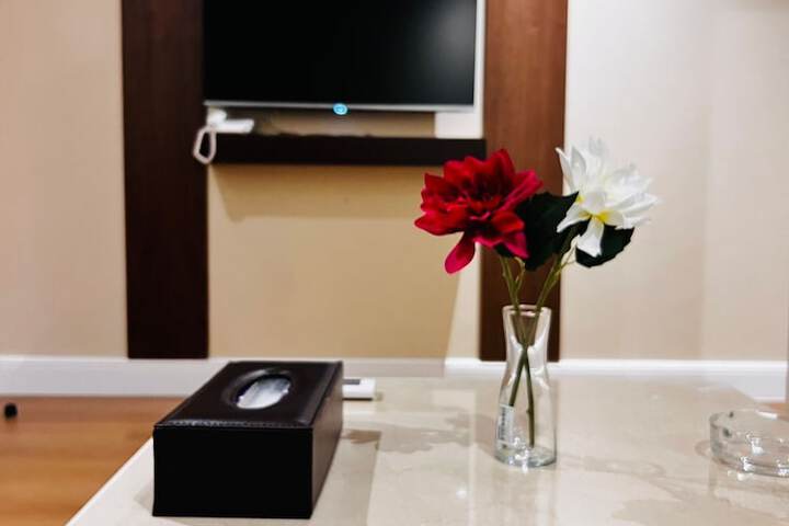 Room 10 of 34
