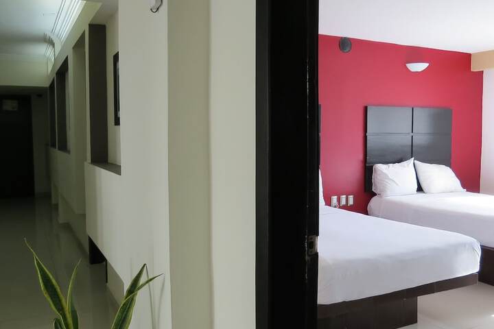Room 17 of 40