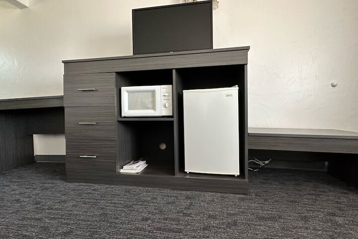 Room 49 of 81