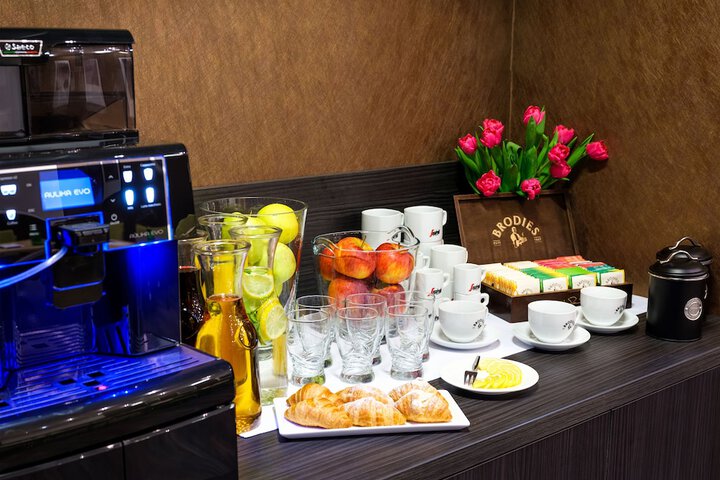 Breakfast/Coffee Service 47 of 74