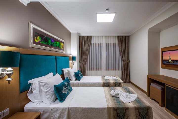 Room 14 of 75