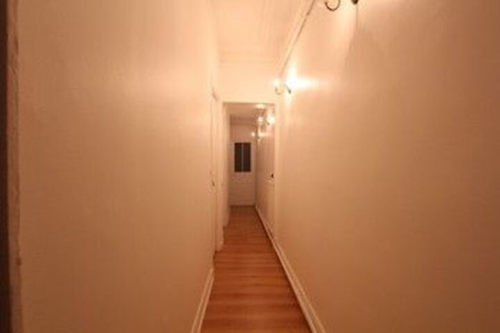 Room 150 of 168