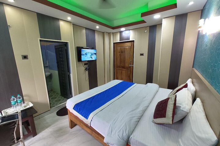Room 5 of 24
