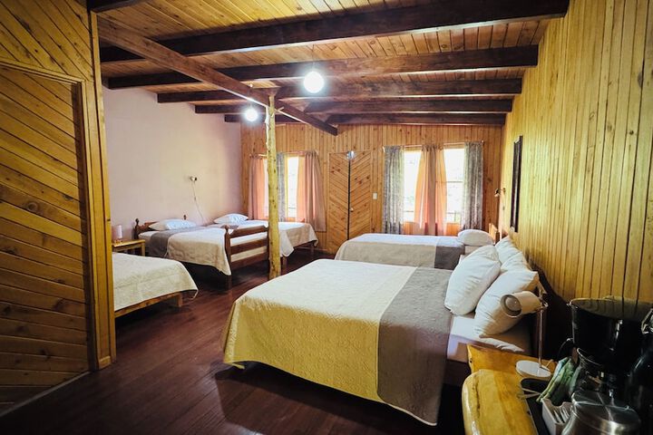 Room 25 of 118