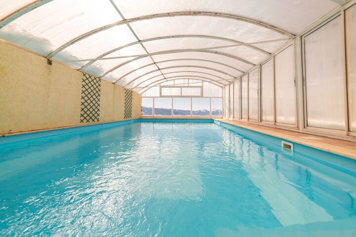 Pool 52 of 84