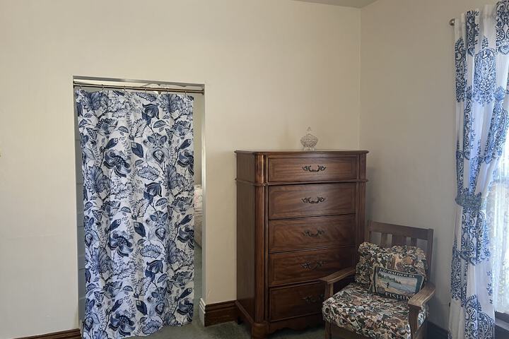 Room 78 of 96