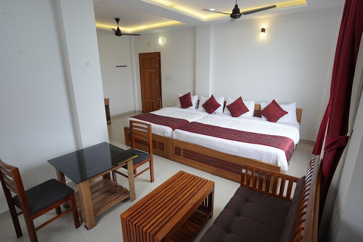 Room 15 of 28