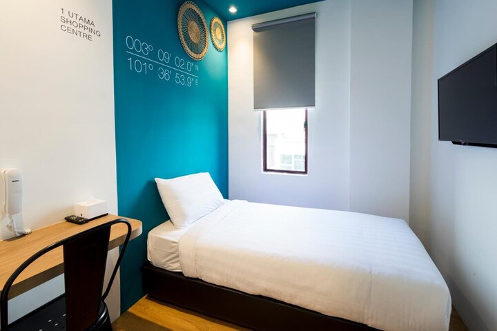 Room 16 of 45