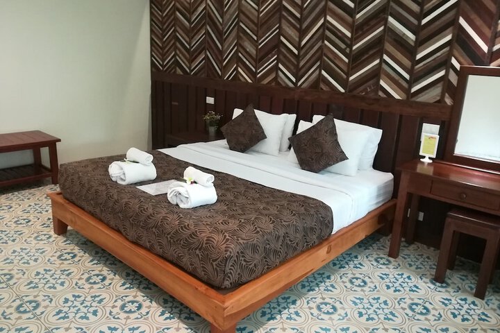Room 27 of 47