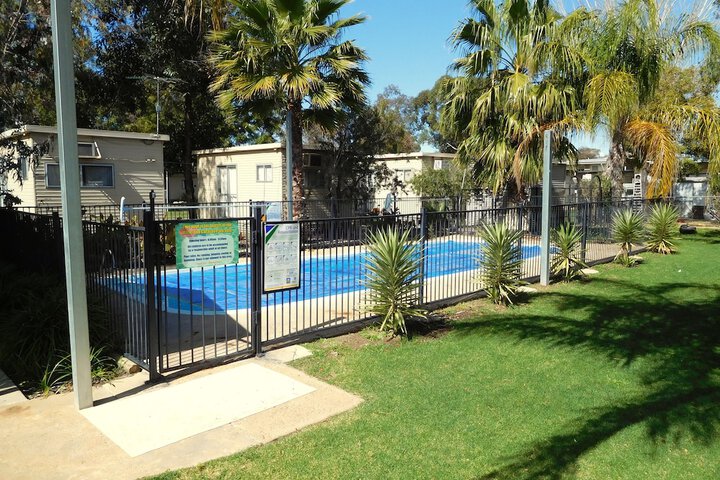 Pool 38 of 51