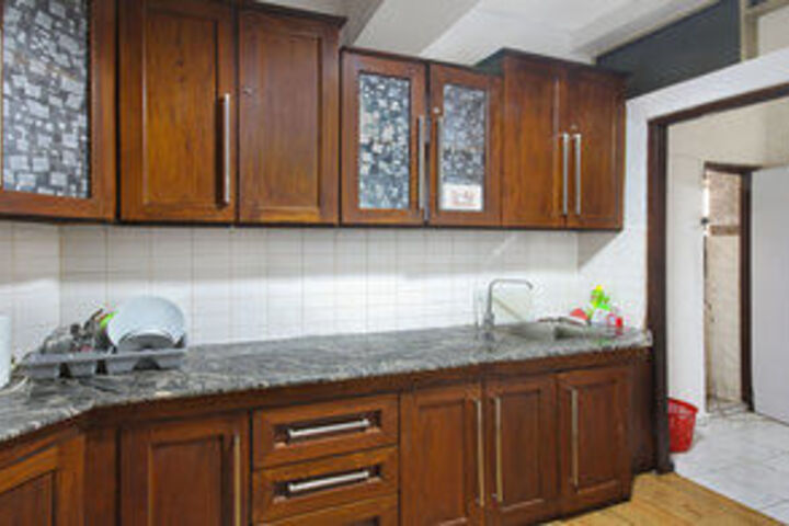 Akara Suites at Aloe Avenue