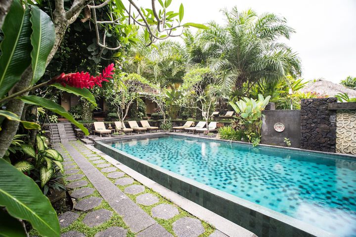 Pool 65 of 106