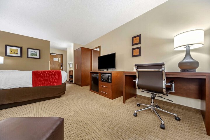 Room 9 of 36