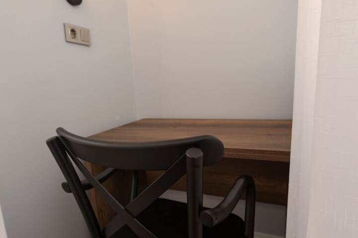 Room 19 of 28