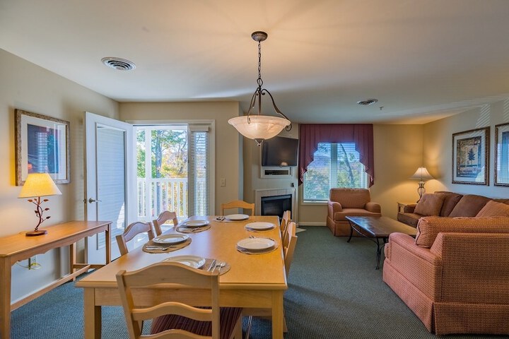 1 Bedroom Suite Queen Bed (17 of 39)