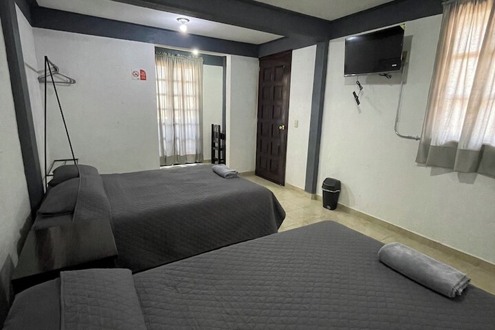 Room 13 of 46