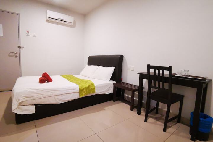 Room 29 of 59