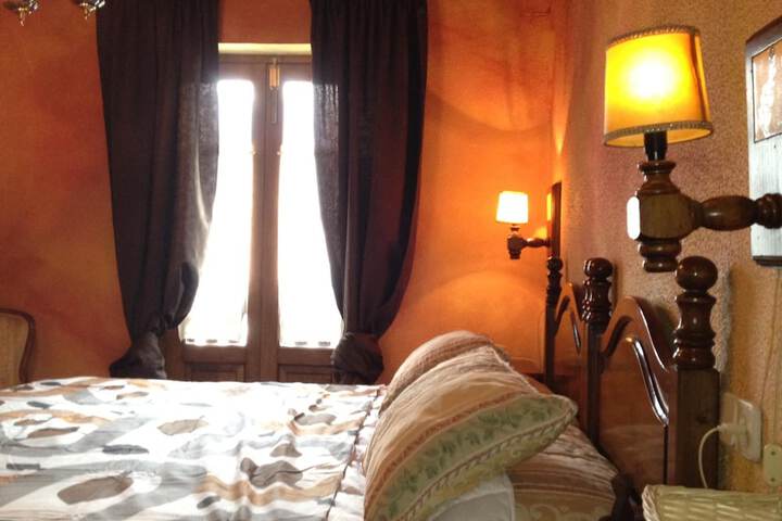 Room 26 of 65