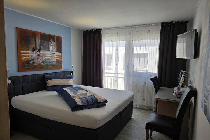 Room 25 of 54