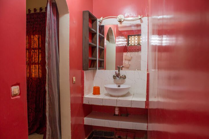 Room 24 of 24