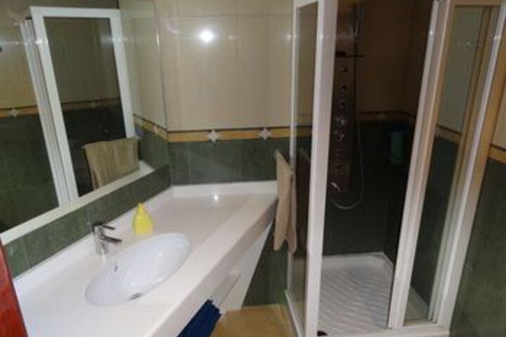 Room 3 of 22