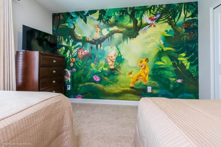Room 2 of 52
