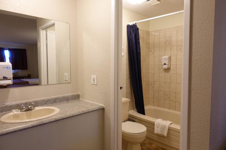 Room 19 of 30