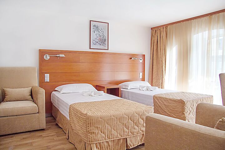 Room 5 of 46