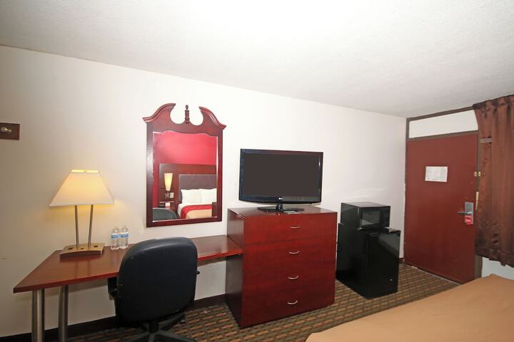 Room 5 of 15