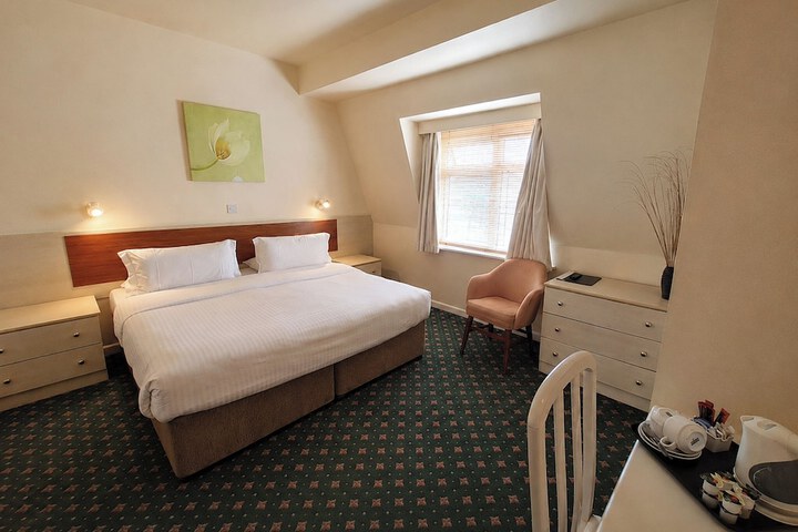 Room 20 of 40