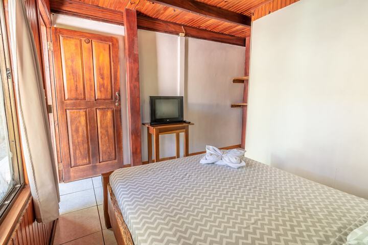 Room 6 of 44