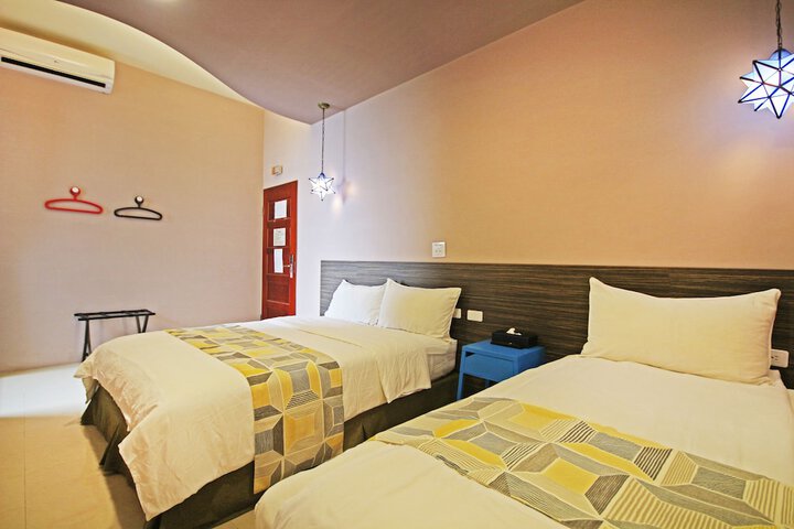 Room 15 of 57