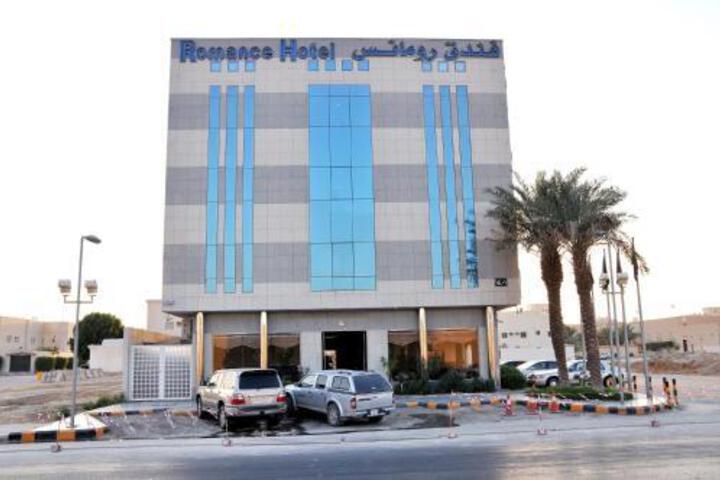 ROMANCE HOTEL