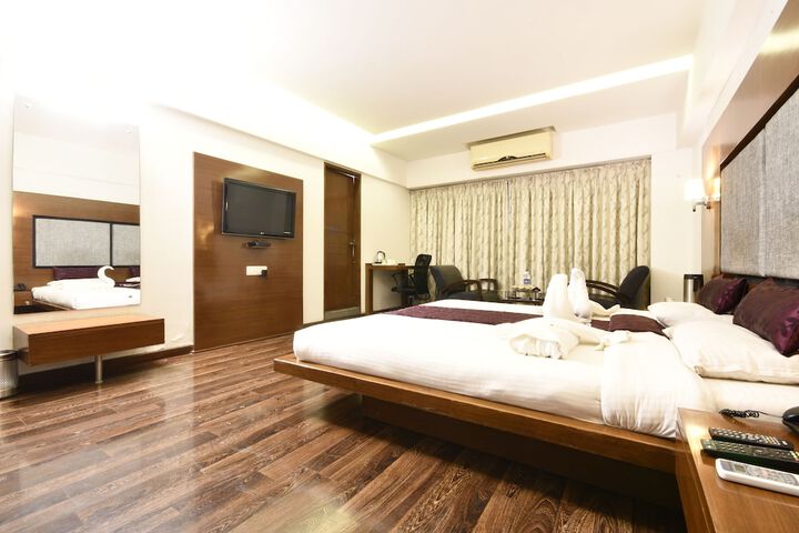 Room 19 of 37