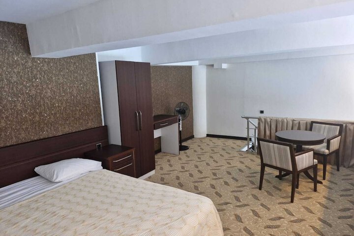 Room 20 of 68