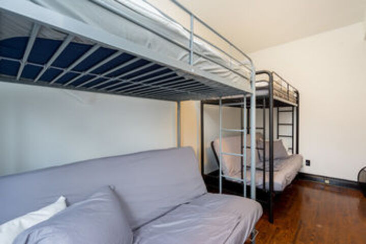 Room 12 of 31