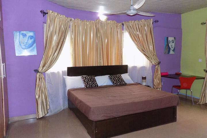 Room 14 of 27