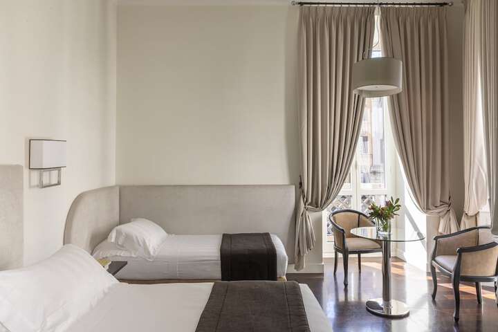 Room 104 of 380