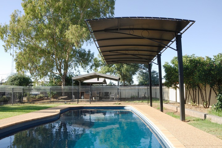Pool Hotel
