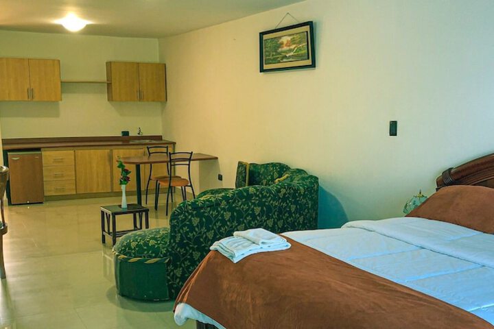 Room 12 of 30