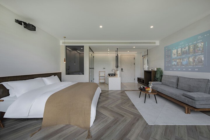 Room 20 of 119