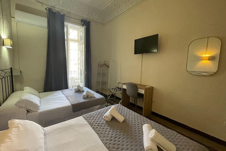 Room 26 of 43