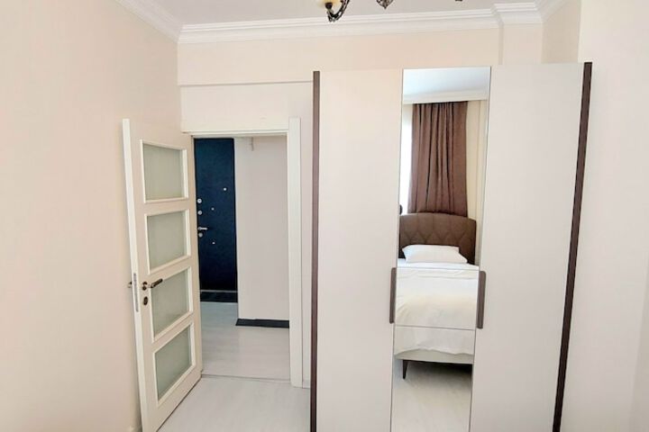 Room 42 of 271