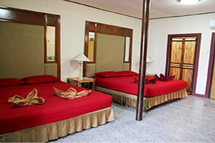 Room 12 of 135
