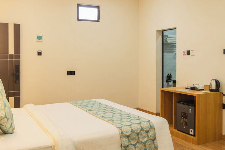 Room 18 of 50