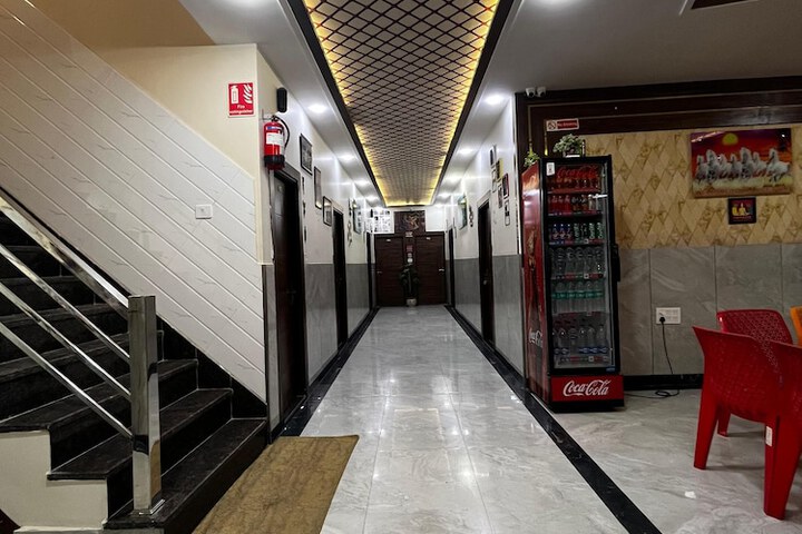 Hotel Interior 7 of 107