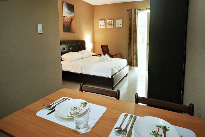 Room 21 of 43
