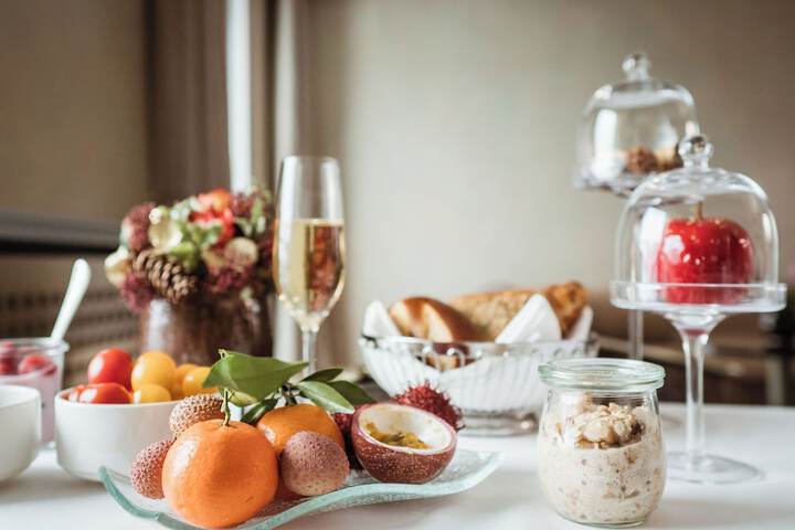 Breakfast/Coffee Service 101 of 116