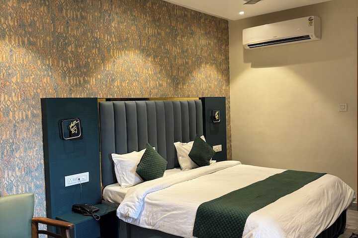 Room 41 of 96